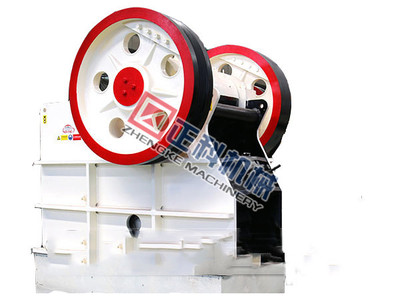 <b>鄂式破碎機</b>